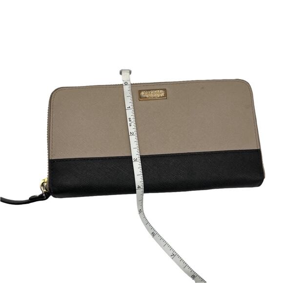 KATE SPADE New York Black and Taupe Zip Around Wallet - Picture 10 of 11